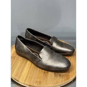 BareTraps Janine Casual Loafer Shoe Slip On Memory Foam Womens size 7.5 Metallic